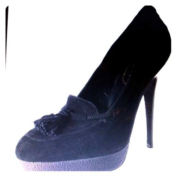 YSL YVES SAINT LAURENTBlack suede SHOES SZ 7.5 M